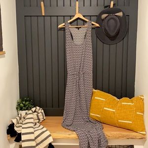 SOLD🪷🪷Banana Republic Maxi Dress